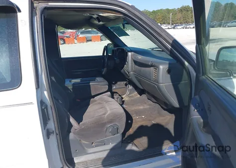 2002 Chevrolet Silverado 1500 Ls из США, поврежденный, VIN 1GCEC19T52Z325788